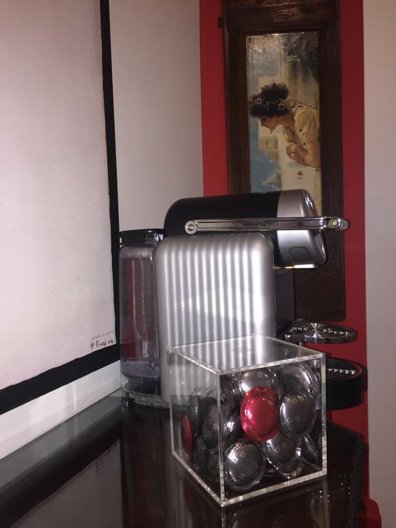 Le Vibrazioni Acomodação com café da manhã  *